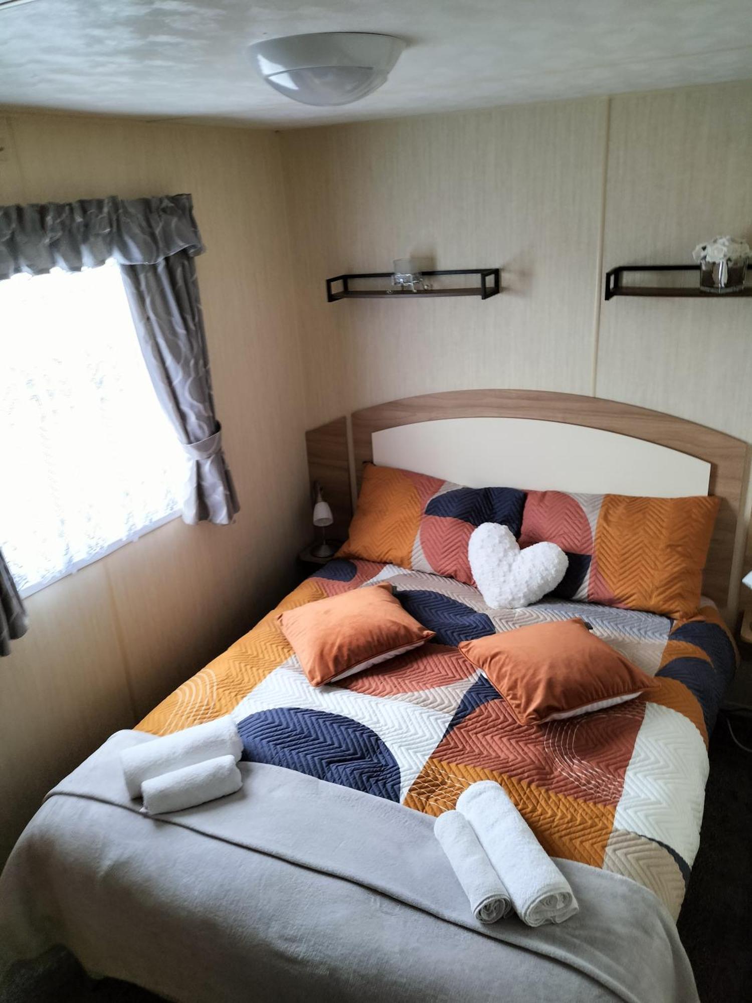 3 Bedroom Caravan, Edi Rita, Robin Hood, Pet Friendly Meliden Extérieur photo