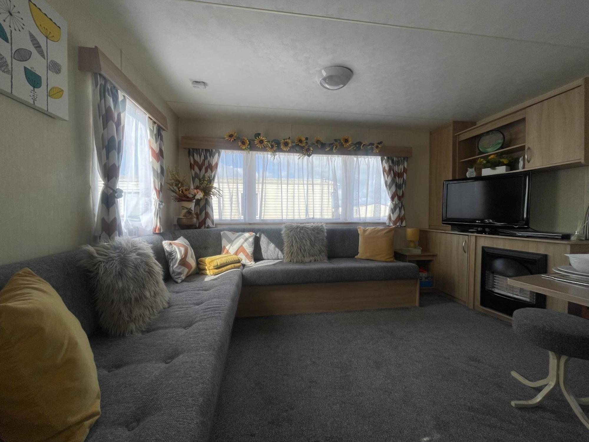 3 Bedroom Caravan, Edi Rita, Robin Hood, Pet Friendly Meliden Extérieur photo