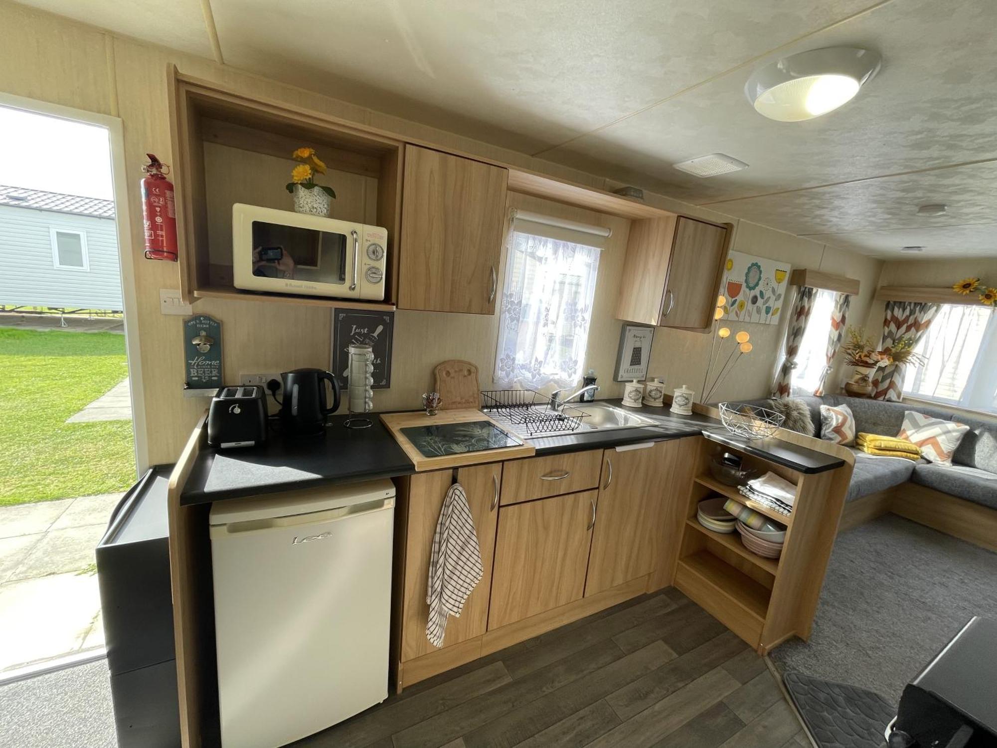 3 Bedroom Caravan, Edi Rita, Robin Hood, Pet Friendly Meliden Extérieur photo