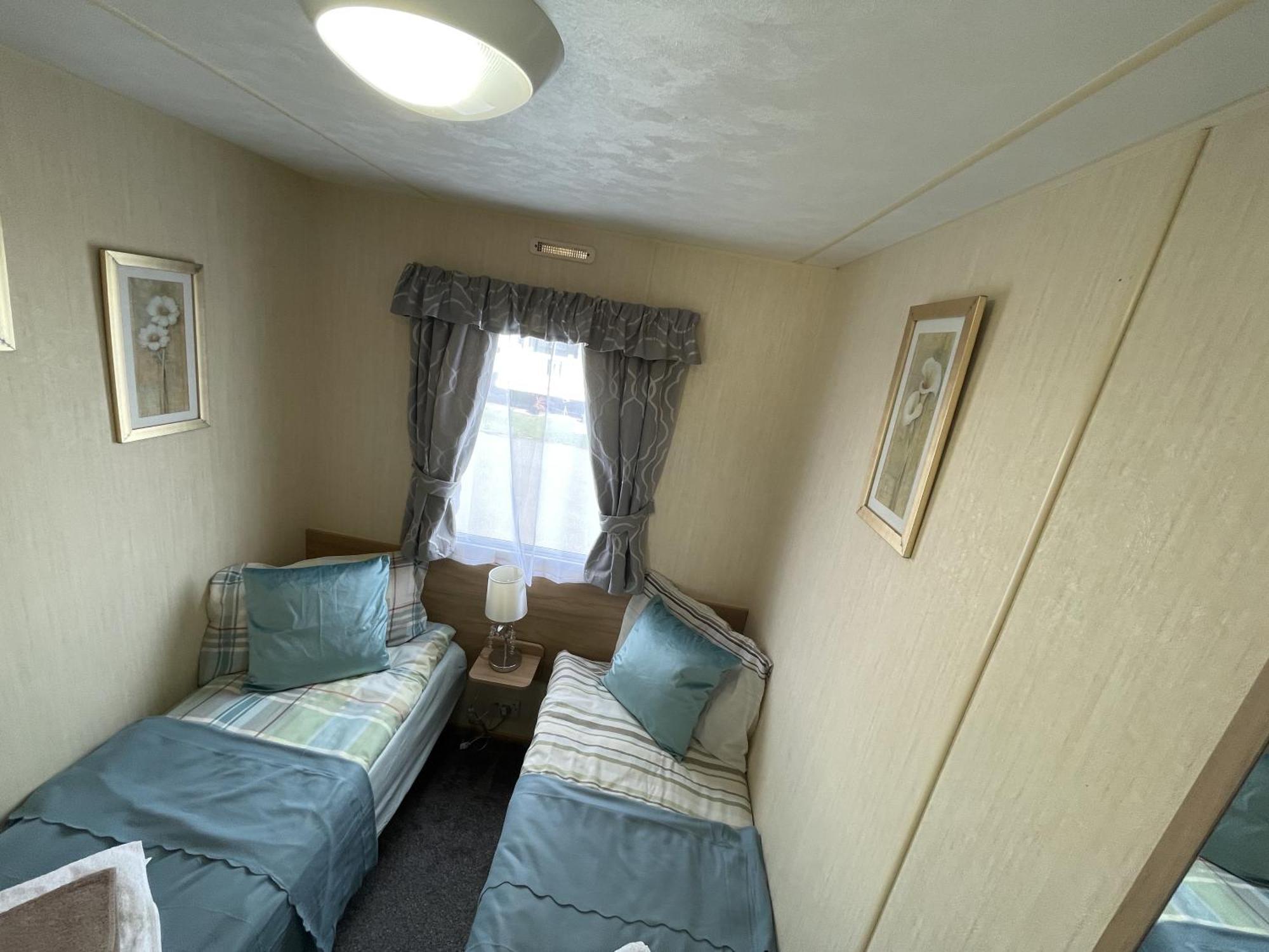 3 Bedroom Caravan, Edi Rita, Robin Hood, Pet Friendly Meliden Extérieur photo